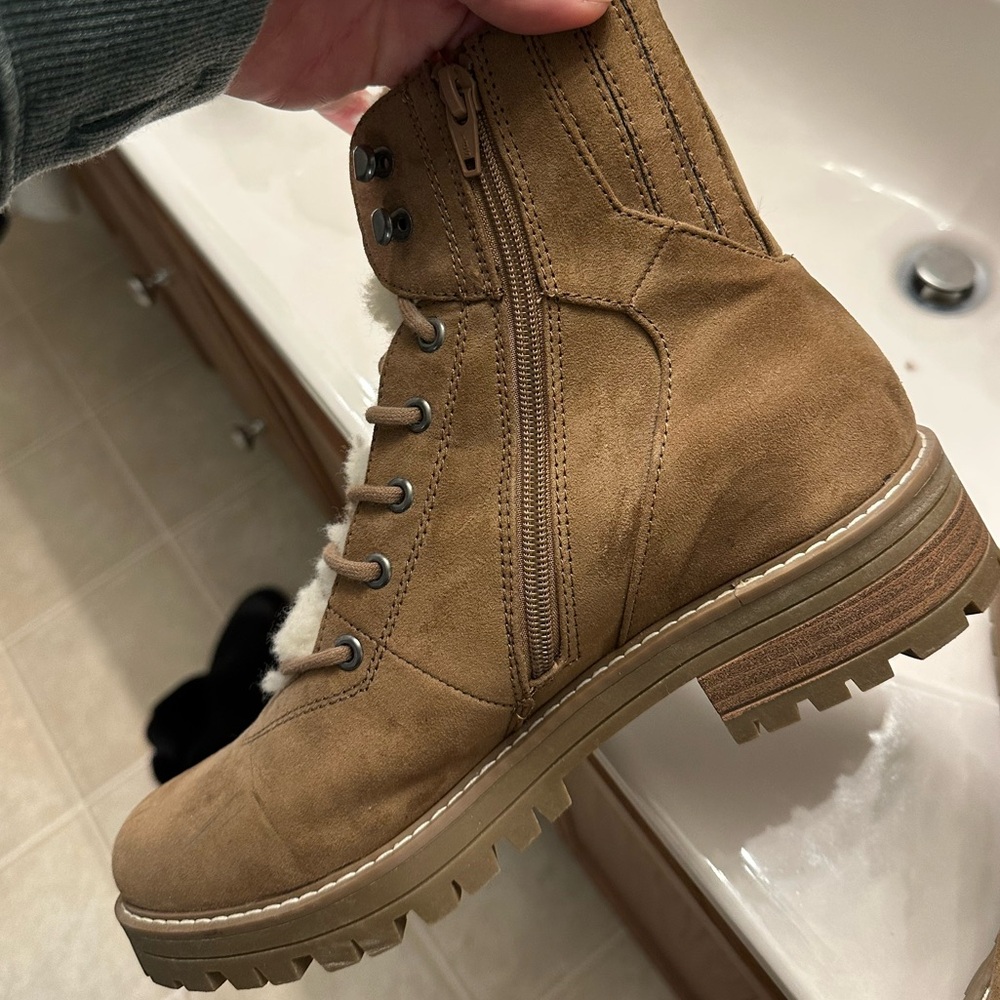 Universal Thread Boots - image 2